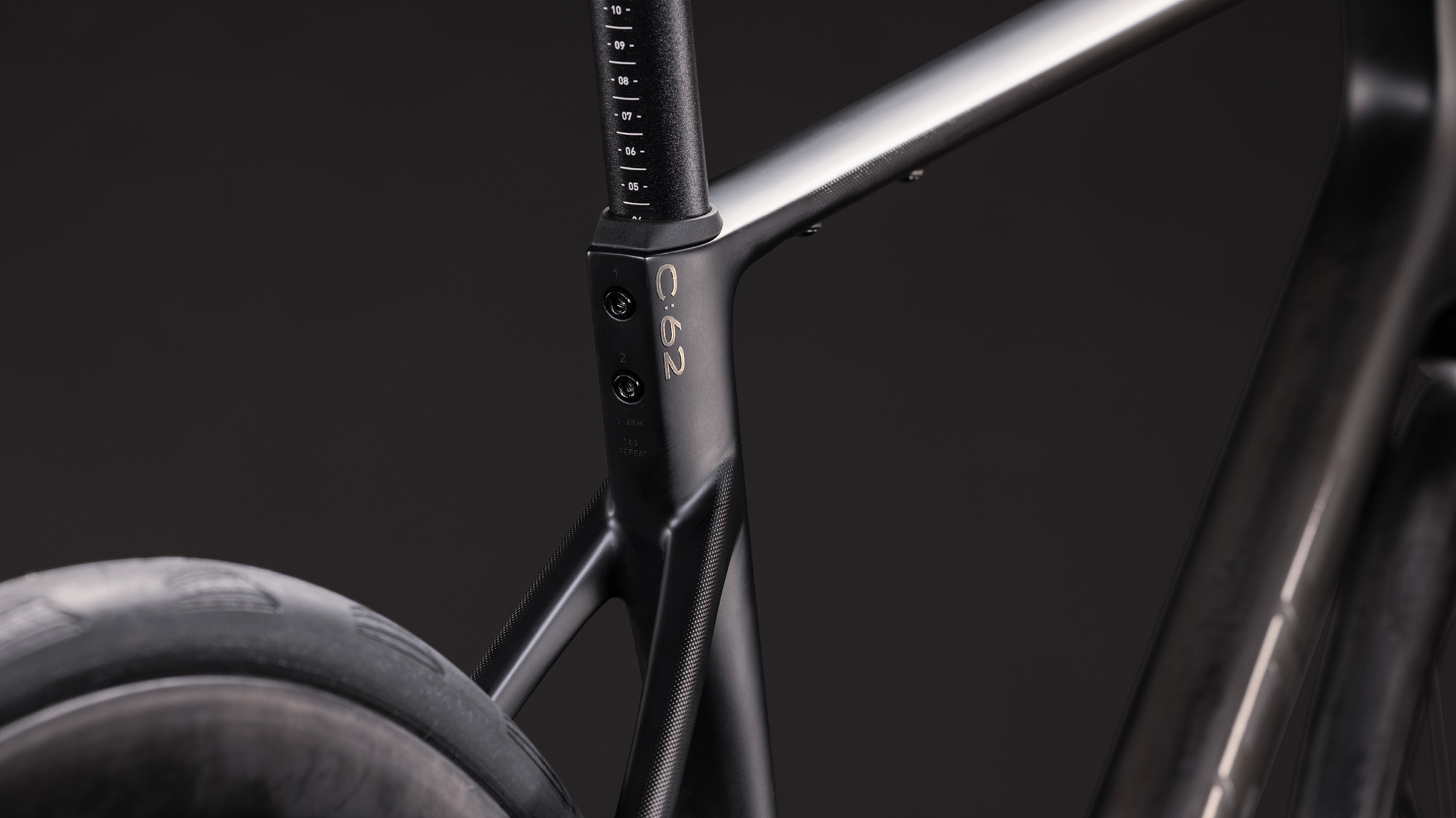 Attain C:62 Race carbon´n´coalchrome