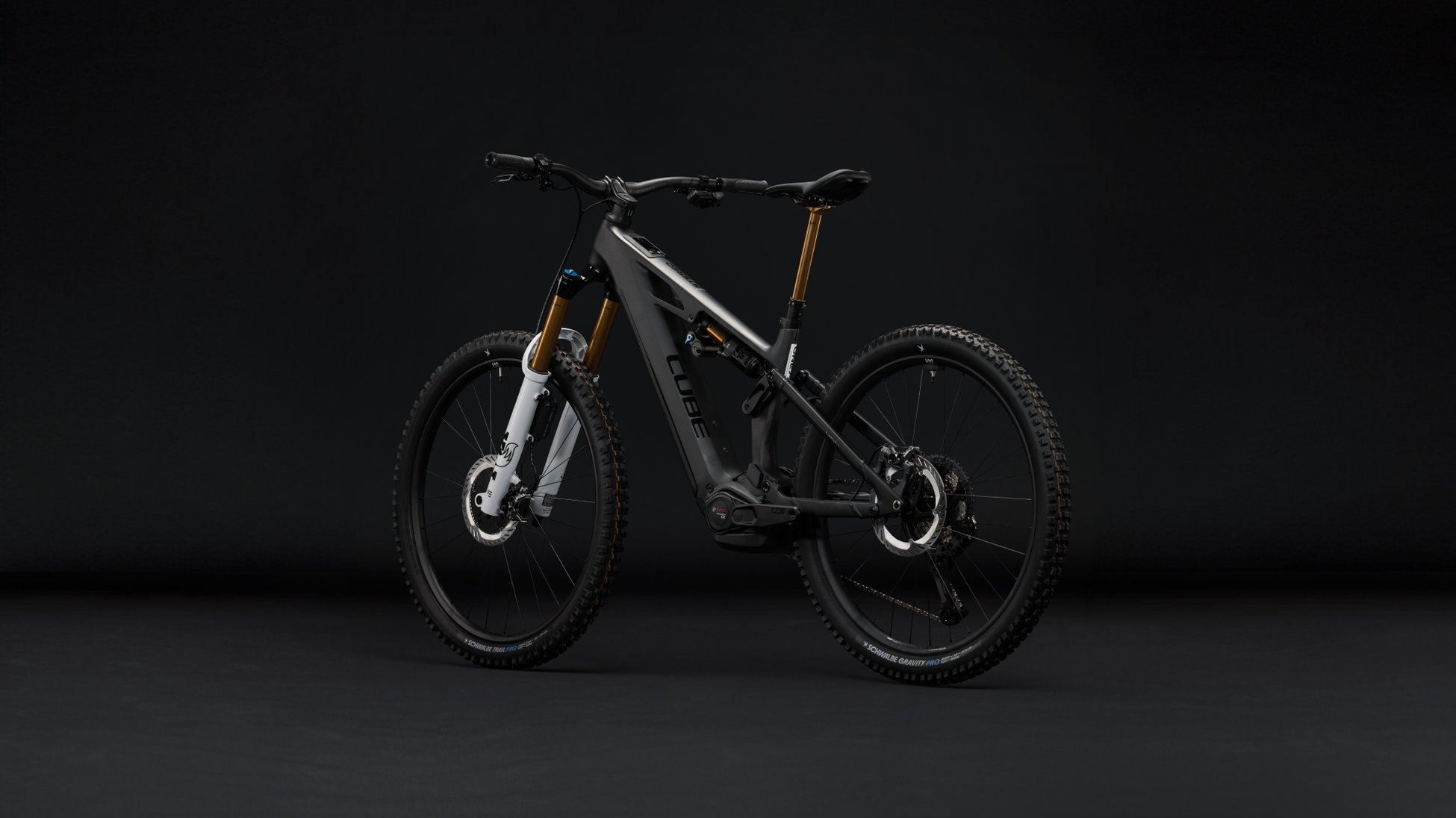 Cube Stereo Hybrid ONE77 HPC AT 800 carbon´n´white