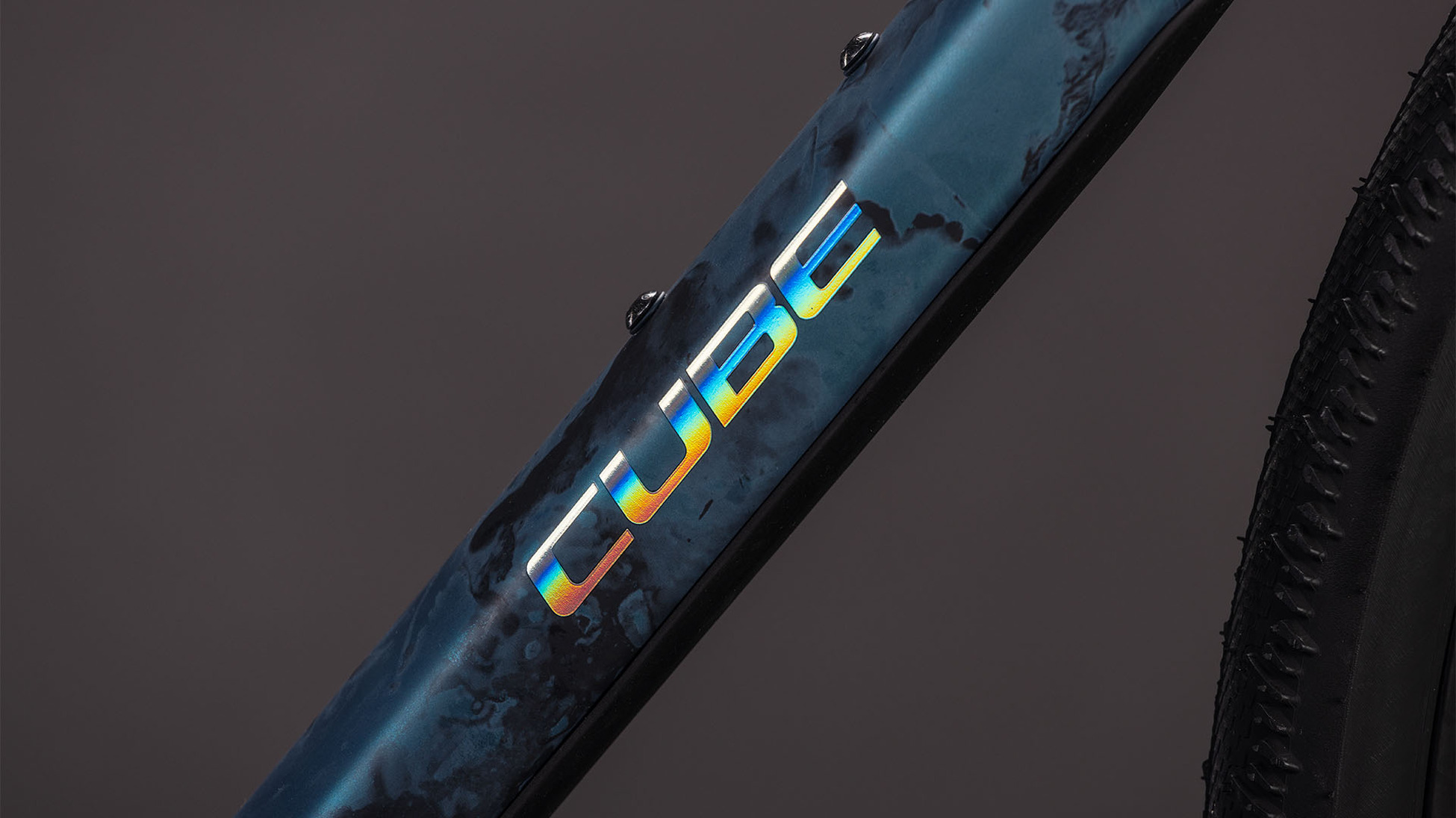 Nuroad C:62 SLT royalgreen´n´fume