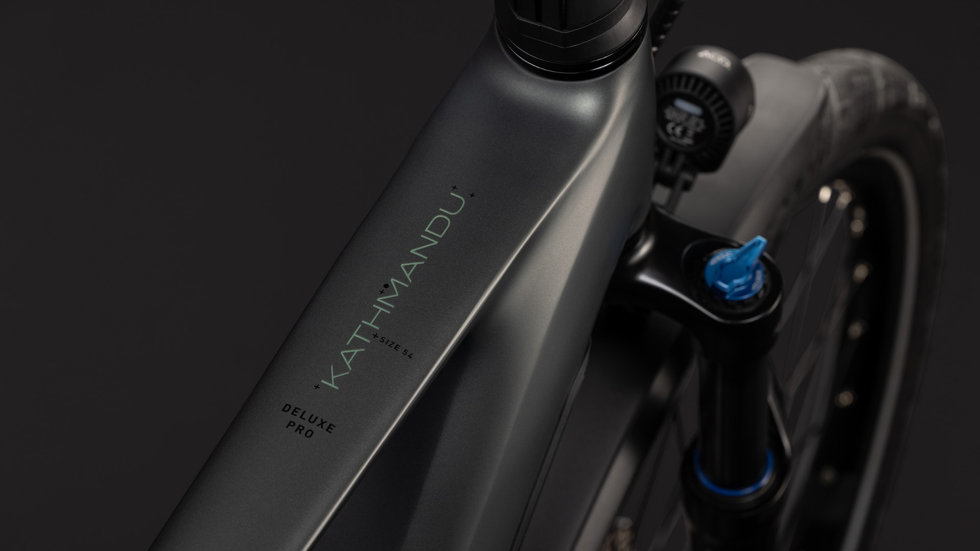 Kathmandu Hybrid Deluxe Pro 800 blackforest´n´chrome