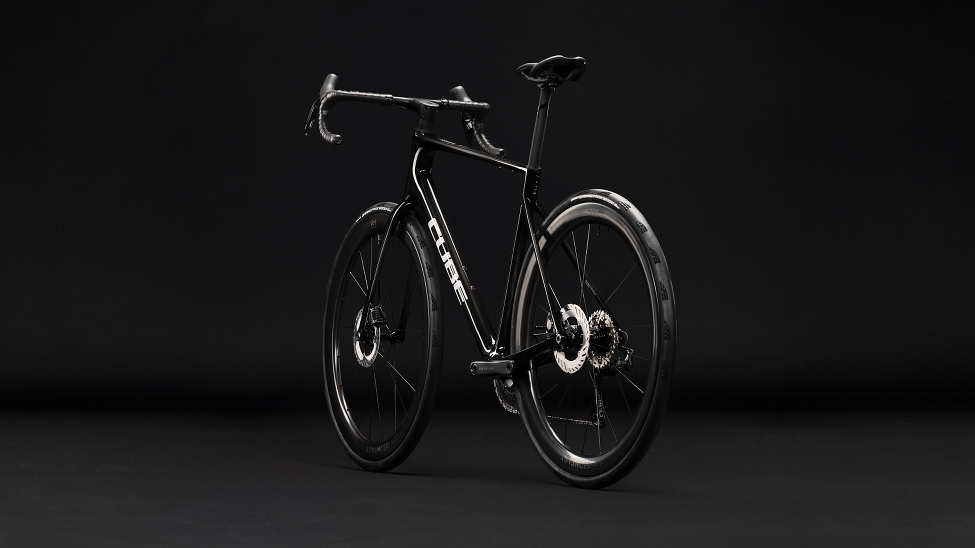 Attain C:62 SLT carbon´n´white
