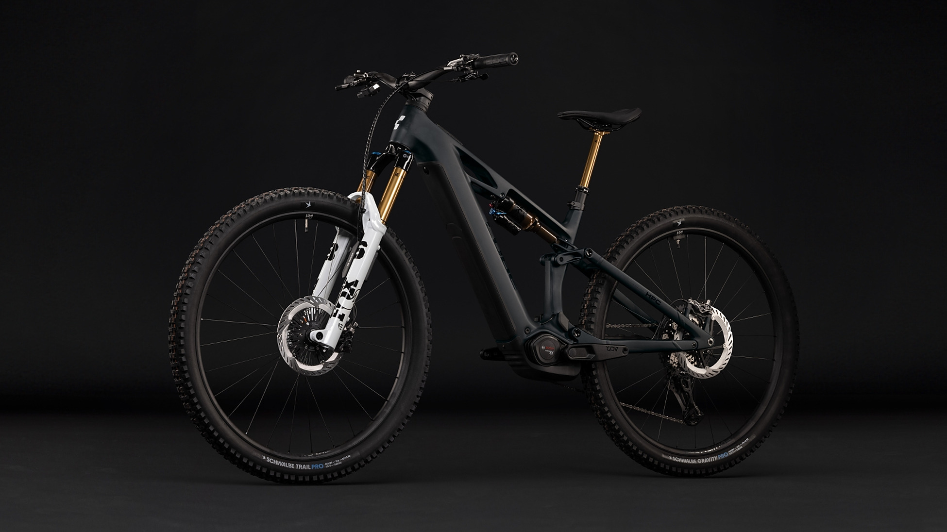 Stereo Hybrid ONE44 HPC AT 800 carbon´n´white