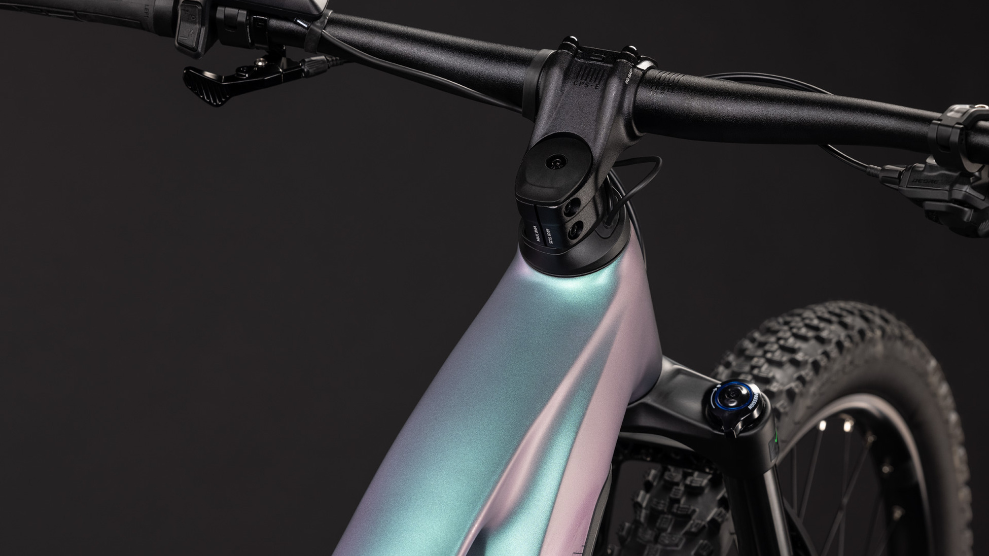Reaction Hybrid Pro 800 polarlight´n´black