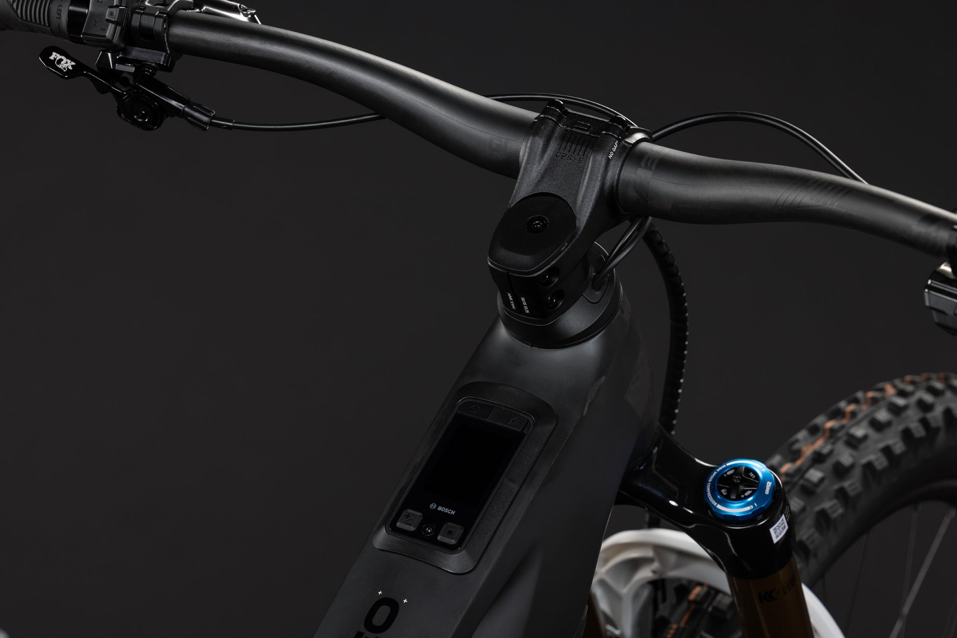 Cube Stereo Hybrid ONE77 HPC AT 800 carbon´n´white
