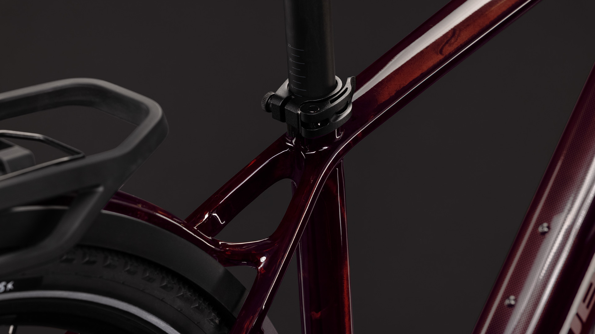 Kathmandu Hybrid C:62 SLX 400X liquidred´n´red
