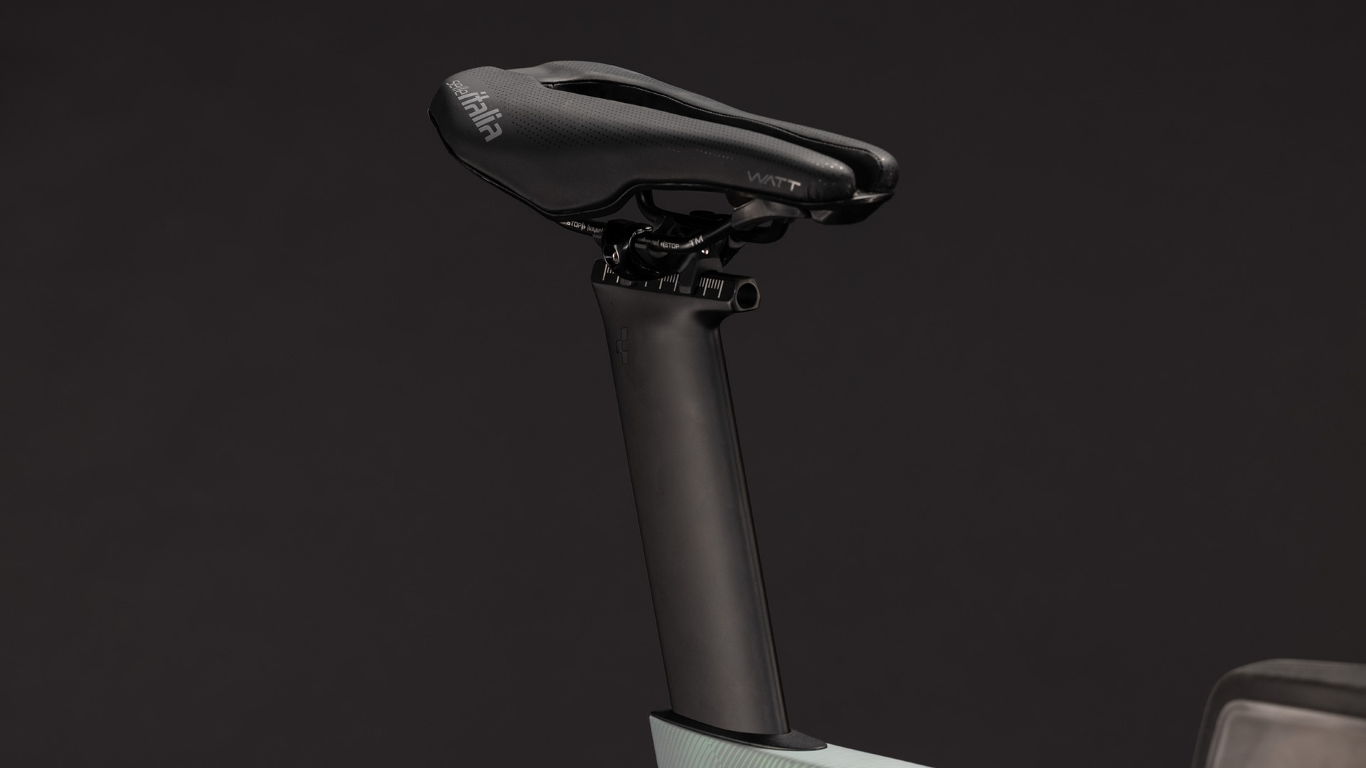 Aerium C:68X SLT Aero genesisgrid´n´black