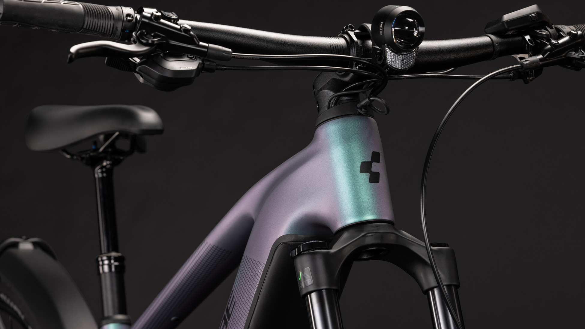 Reaction Hybrid Pro 800 FE polarlight´n´black